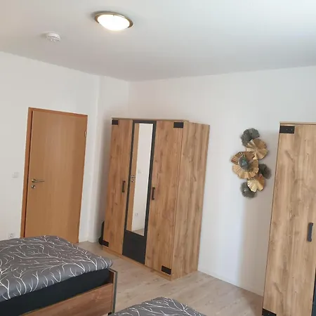 Apartment Monteurhome24 - Moderne In Zwickau